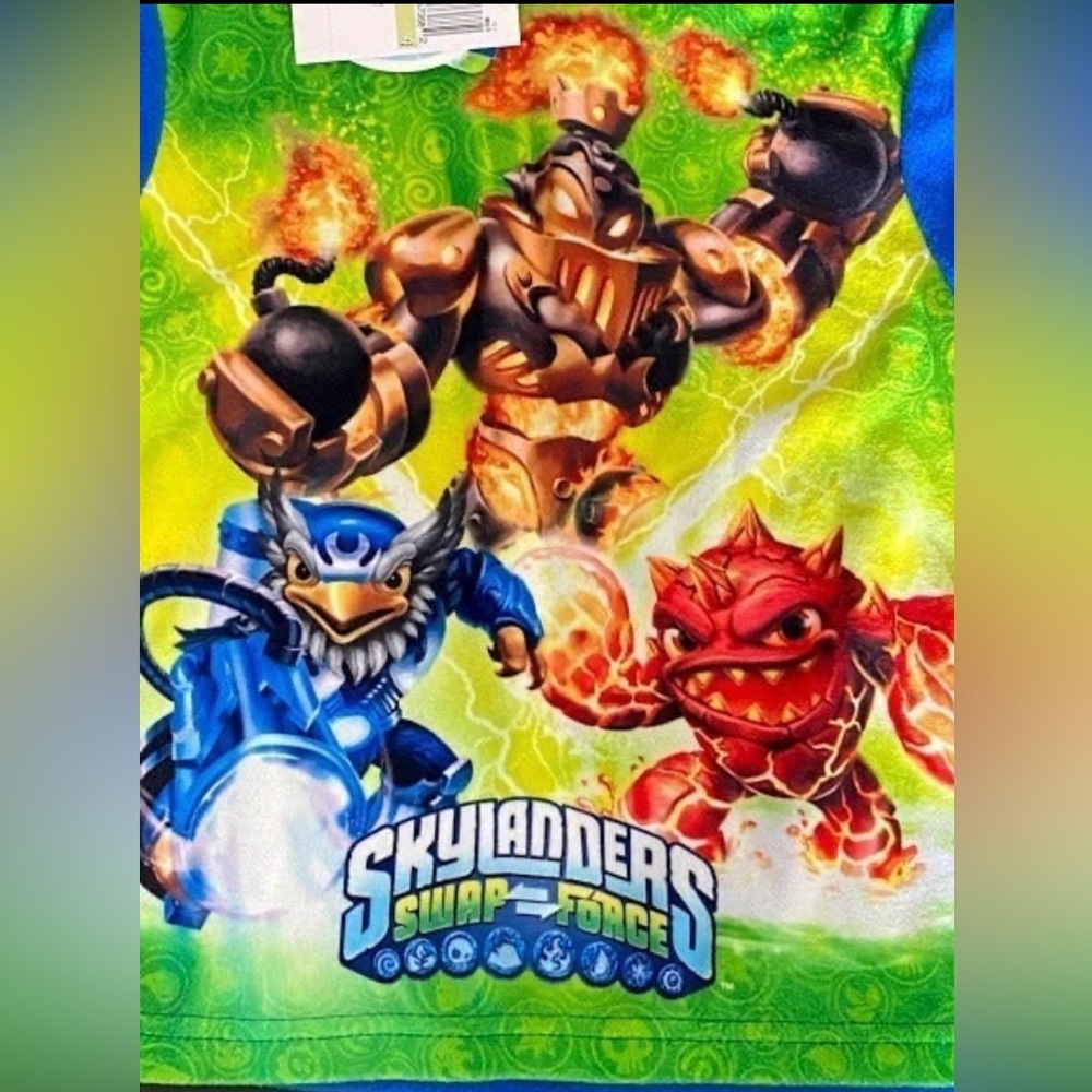 Skylanders Boys 2 Piece Fleece Pajama Set Size 4 - Picture 2 of 4